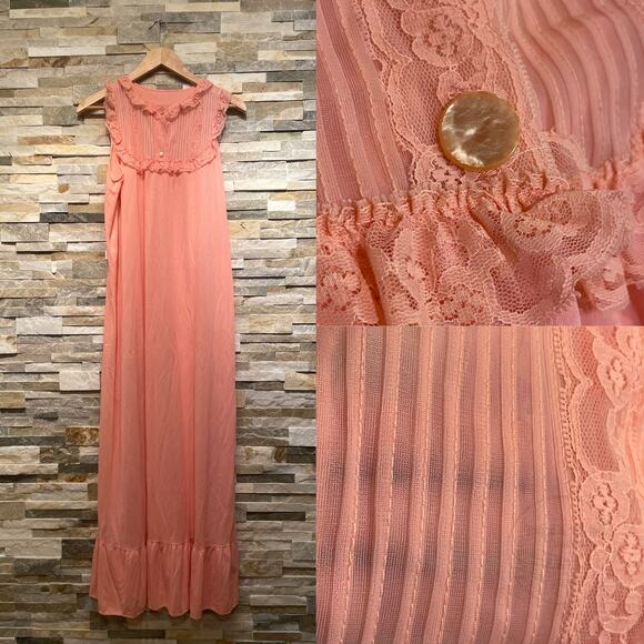 Vintage 60s Peignoir Set | Pink Nylon Nightgown + Robe, Lace Ruffles Cottage M/L - Picture 2 of 16